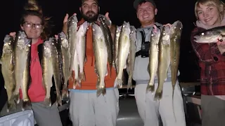 How To Whip For Walleye From A Boat in the St. Clair River + RUNCL 40 L Bag + Catch Clean Cook