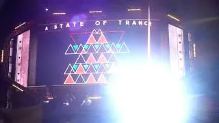 Armin van Buuren playing Brute @ A State Of Trance 600 Miami
