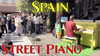 I Played “Spain” by Chick Corea on a street piano in Japan and the crowd loved it!