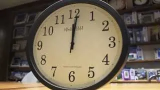 How To Setup an Analog Atomic Wall Clock