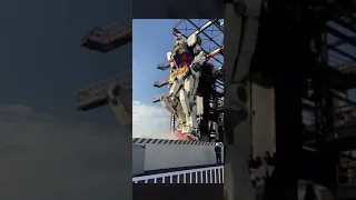 60 foot tall Gundam Robot walking! #gundam #japan #yokohama