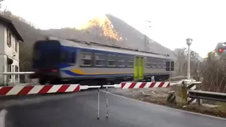 Passaggio a livello di Antrodoco (RI) // Level crossing