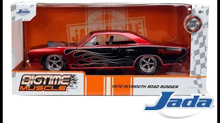Jada Toys Bigtime Muscle Series: 1970 Plymouth Road Runner (Red/Flames) 1/24 Scale