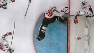 Lindgren needs NO GLOVE to make incredible saves