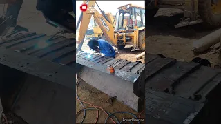 Jcb Repair Weld Excavator Bucket #jcb #viral