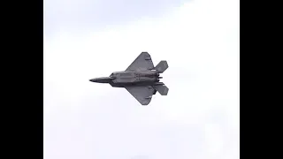 F-22 Raptor Tearing Up The Skies of London! Highlights from London Airshow (2023) (4K)