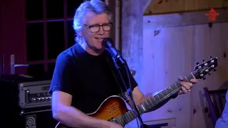 Rik Emmett - "Magic Power" 5.16.15 at Daryl's House Club