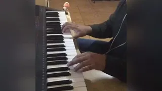 Love of tired swans - Dimash Kudaibergen (piano, español)