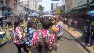 Song Karn Day at Khao San Road