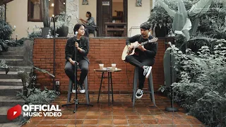 Maulana Ardiansyah - Tetap Disini (Official Acoustic Version)