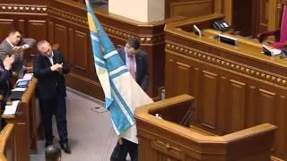 Кличко установил в Раде флаг ВМС