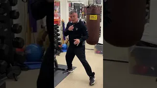 How to Fight a Southpaw - Teddy Atlas Demonstrates Boxing Technique | The Fight Tactics