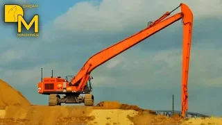 Look at this amazing boom HITACHI ZAXIS 600 Long reach excavator spreading sand road construction