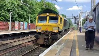 Trains at Cheadle Hulme