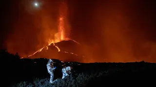 Un mes de intensa actividad volcánica en la isla española de La Palma