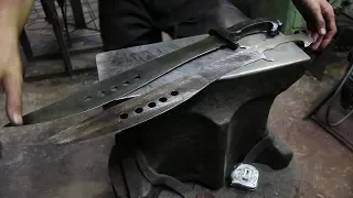 Forging a Eagle machete, the complete movie.