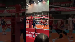 Matt Anderson spiking really high - Team USA