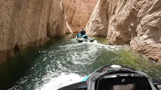 Jet Skiing in Lake Powell - Page, Arizona - 4K