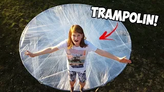 TRAMPOLIN vs FOLIE! (Wird die Folie reißen?)