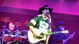 Danny Shirley dons Packer Jersey - Confederate Railroad