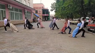 Танец на Выпускной 💃🕺