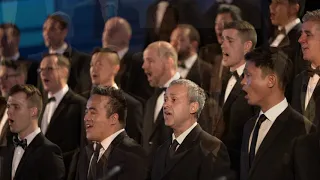 Viva La Vida (Coldplay) - Low Rez Male Choir - This Is Us (2018)