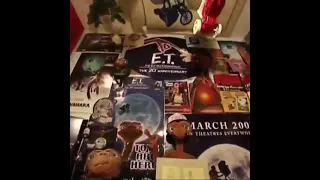 niggas been obsessed with E.T