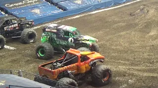 GRAVE DIGGER WINNING monster jam freestyle run in Rochester new york 2018