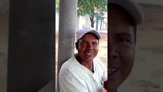 Conversando com o Pessoal no Campo de Bola no Povoado do Cortiço! Região de Araci Bahia.