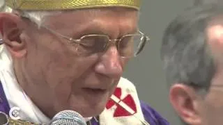 Long applause for Pope Benedict - The last public Mass of Benedict XVI - 13/02/2013