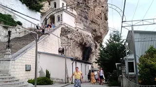 Бахчисарайский Свято-Успенский мужской монастырь (скальный)