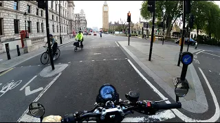 London before rush hour. Triumph Street/Speed Twin 900cc Bonneville