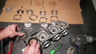 How To Clean Carburetors - Mikuni CV - Honda, Yamaha, Suzuki, Kawasaki kz1000 kz1000p