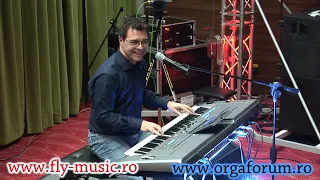 DEMO YAMAHA Tyros 5 Peter Baartmans 00