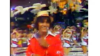 Carlos Alexandre canta "A ciganinha" na Discoteca do Chacrinha  / Tv Bandeirantes  (1979).