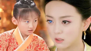 An unknown little girl who was born with strange eyes grew up to become a noble queen!