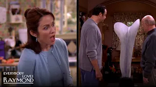 Marie Makes an Odd Sculpture | Everybody Loves Raymond