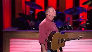 Garth Brooks Makes Grand Ole Opry History with the Opry's First Encore