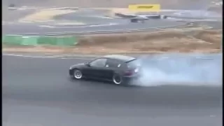 RWD Honda Civic drifting