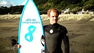 Mr Average - Regular guy tries to beat Olympic surfer Billy Stairmand