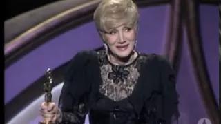 Olympia Dukakis Wins Supporting Actress: 1988 Oscars