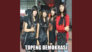 Topeng Demokrasi