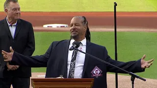 Manny Ramírez thanks fans of Cleveland upon induction into Guardians Hall of Fame