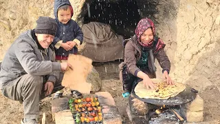 Young Mother in a Cave with Snow and Spring Rain | Cooking Kebab in Traditional Style | Village life