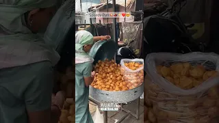 Jis speed se pani puri khate ho wahi speed se puri talni padti hai🥵🤯 #indianstreetfood #panipuri