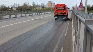 На Новом мосту работает ЩЁТКА