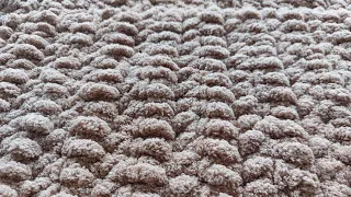 How to Crochet a Blanket / Rug with Super Chunky Yarn ( BEGINNER  FRIENDLY  TUTORIAL!) #crochet