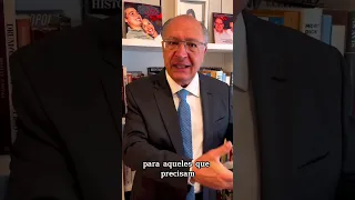 Alckmin lamenta corte feito por Bolsonaro em programa alimentar