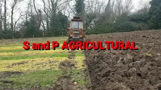 Ploughing with a ransomes ts82 and fiat 780