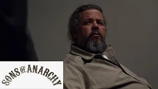 Sons Of Anarchy: Bobby Leaves His Government Vacation Home